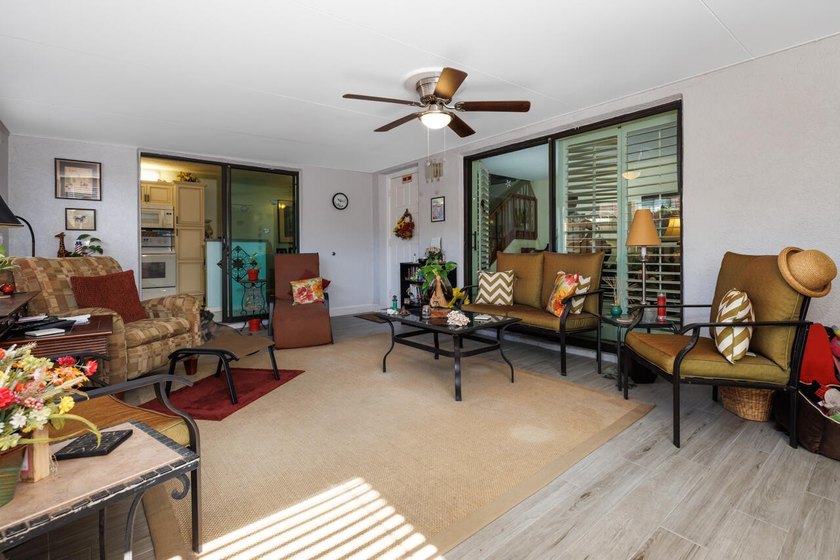 Tired of Renting? Check out this Beautifully redone townhouse - photo 12