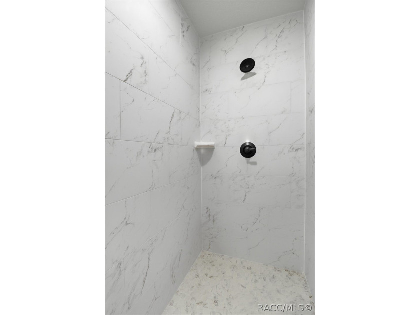 MOVE-IN READY | NEW CONSTRUCTION | OPEN FLOOR PLAN This - photo 27