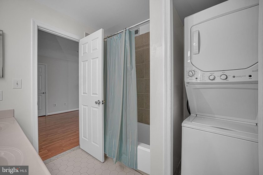 Rarely available 2-bedroom, 1-bath, one-level condo in the - photo 11