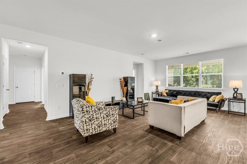 Beautifully maintained 4-bedroom, 2-bath home offering 1,928 - photo 6