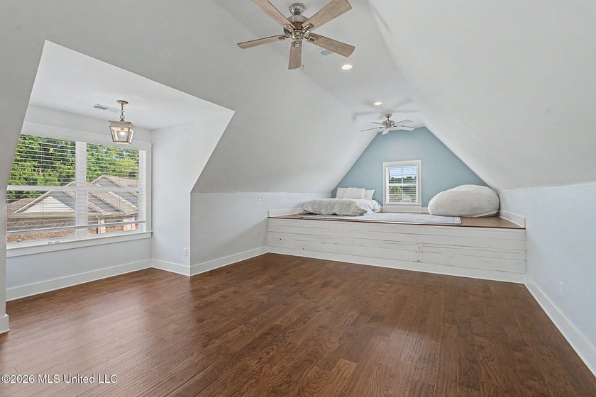 Rare opportunity to own 1 Acre Lot conveniently located near - photo 43