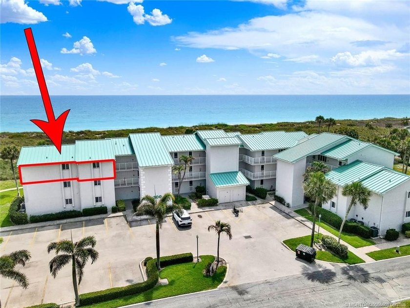 OCEANFRONT - Must see this cute and cozy 2/2 oceanfront condo - photo 2