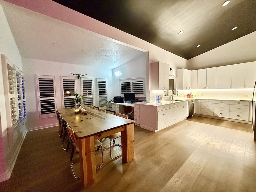 Don't miss this classy contemporary coastal charm on Key Allegro - photo 5