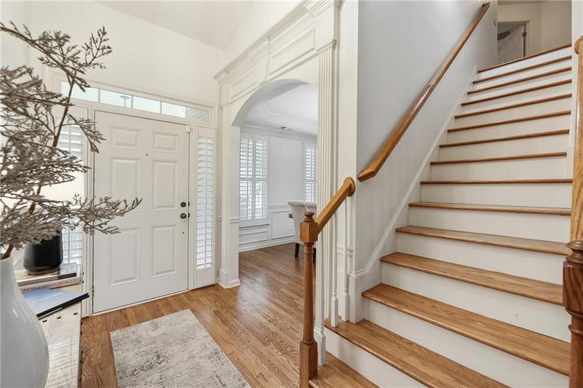 Welcome home to this beautifully maintained ranch with a - photo 21