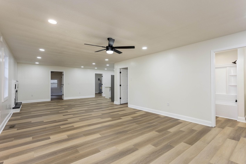 Welcome to this stunning, completely renovated 4-bedroom - photo 5