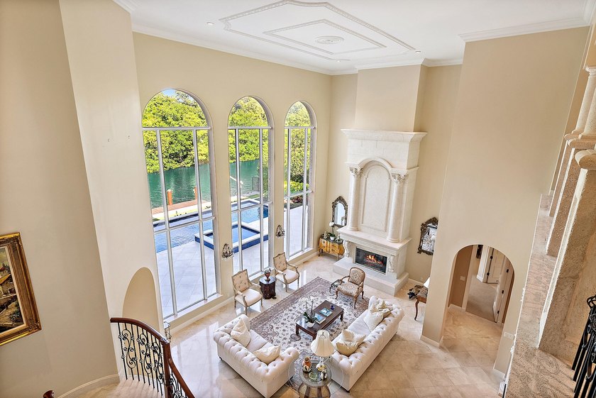 Rarely available waterfront estate priced under $1,000 per - photo 6