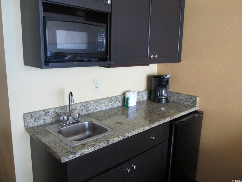 Resort has all the pools, hot tubs, lazy rivers and waterslides - photo 25