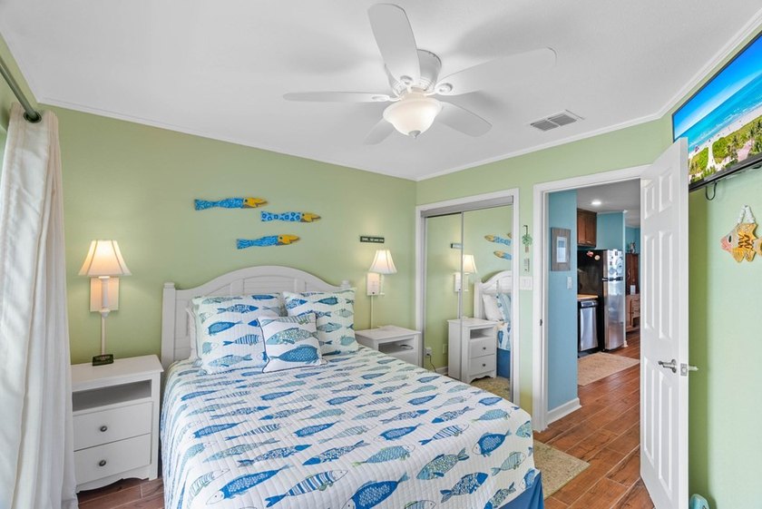 Warning: You may never want to leave! Perched on the third floor - photo 9
