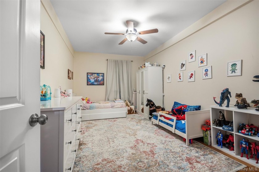 Welcome to Wellington Court, a well-maintained cooperative - photo 22