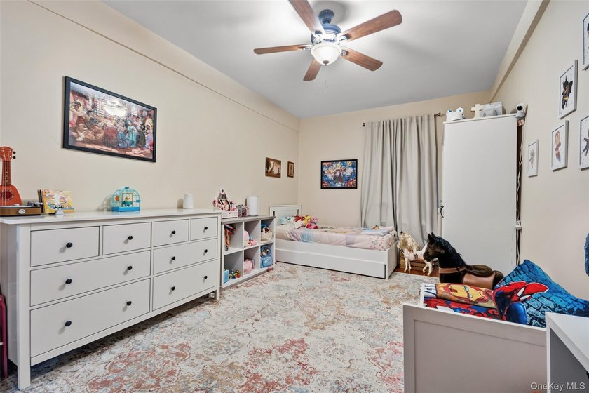 Welcome to Wellington Court, a well-maintained cooperative - photo 23