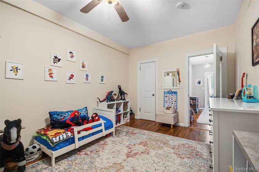 Welcome to Wellington Court, a well-maintained cooperative - photo 24