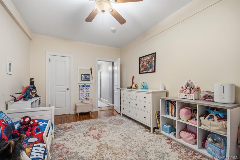 Welcome to Wellington Court, a well-maintained cooperative - photo 26