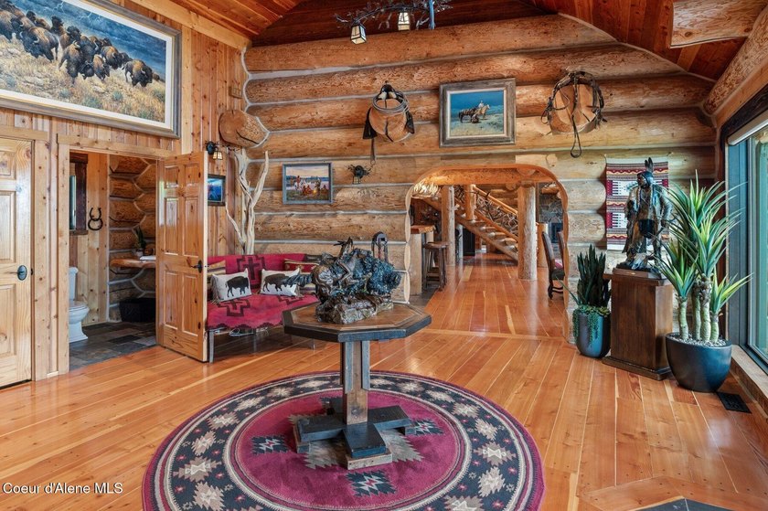 Welcome to Painted Rose Ranch, a remarkable mountain estate - photo 11
