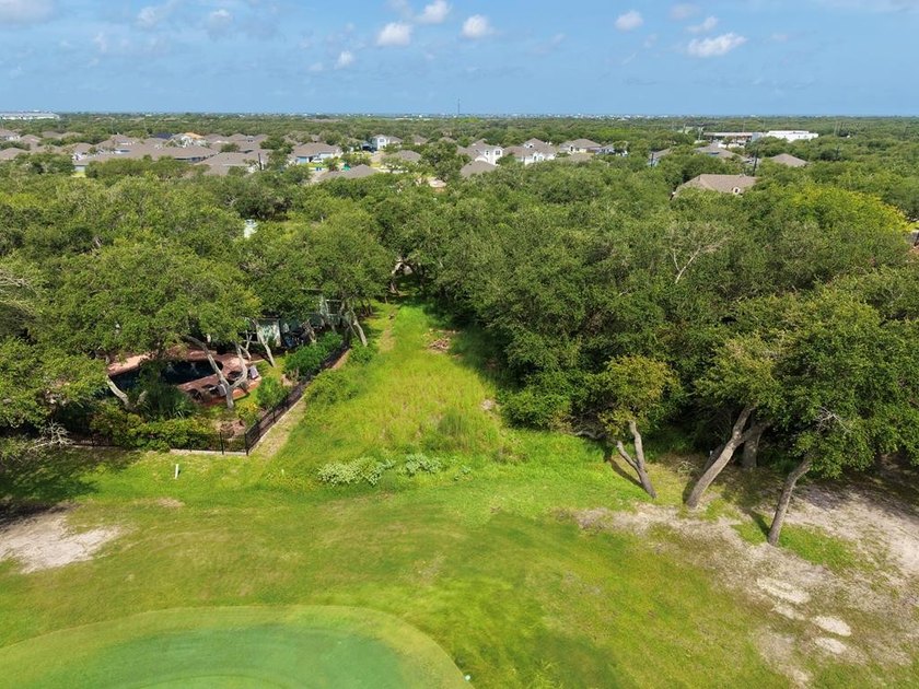 A rare opportunity awaits in The Estates at the Rockport Country - photo 7