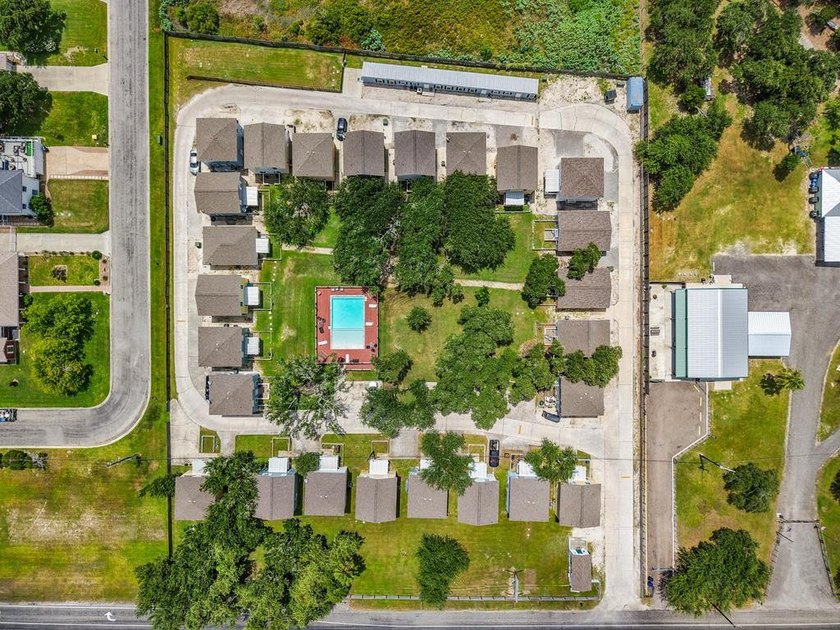 Stand alone Condo minutes to the Bypass, Rockport or Aransas - photo 18