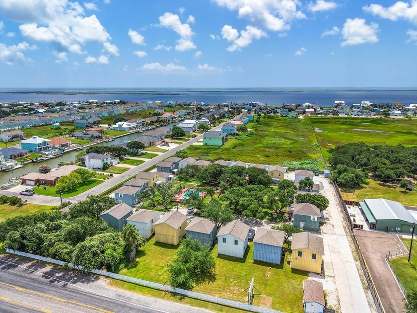 Stand alone Condo minutes to the Bypass, Rockport or Aransas - photo 22