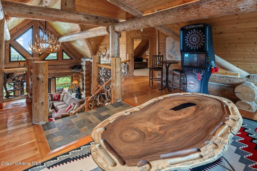 Welcome to Painted Rose Ranch, a remarkable mountain estate - photo 31