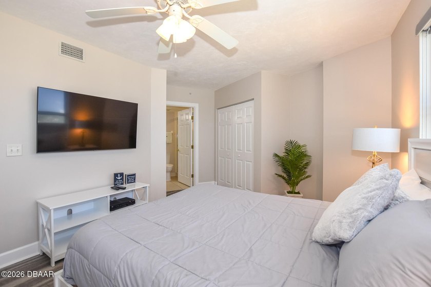 ''Direct Oceanfront, 14th floor, Corner Unit, Sold Fully - photo 36