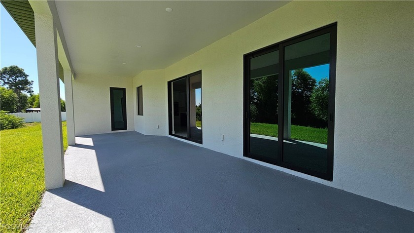 $$$ MOTIVATED SELLER !!! SEMI-CUSTOM BUILD WITH PLENTY OF - photo 39