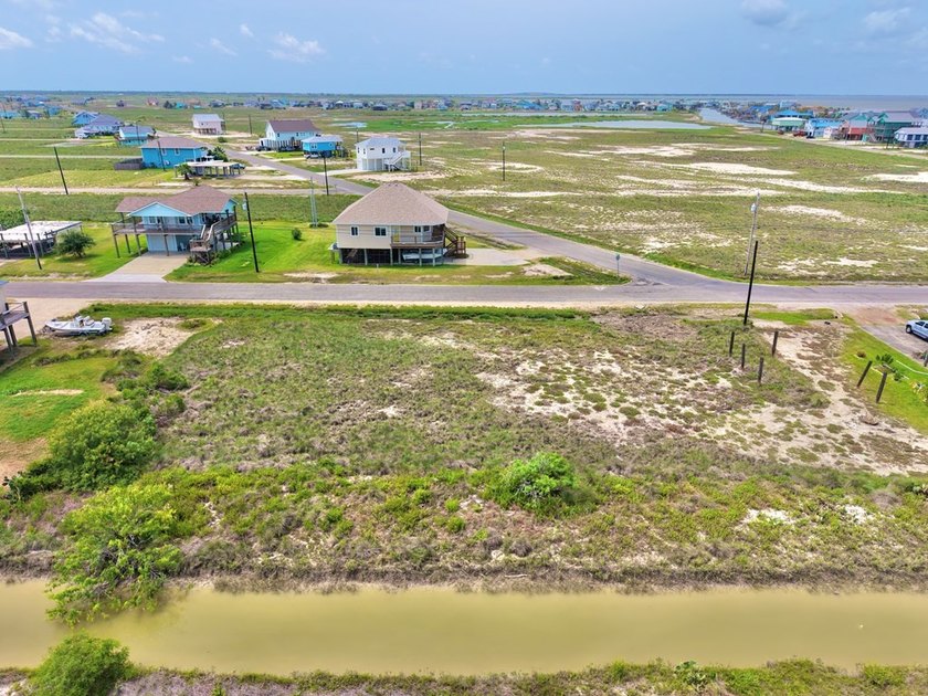 Build your dream home on this affordable 100' x 100' homesite - photo 4
