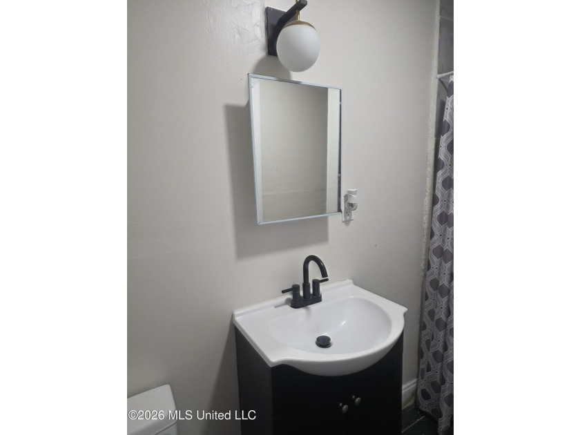 Lots of work was done on this home that is ready for new owners - photo 9