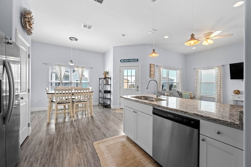 Coastal charm, thoughtful updates, and an unbeatable location - photo 10