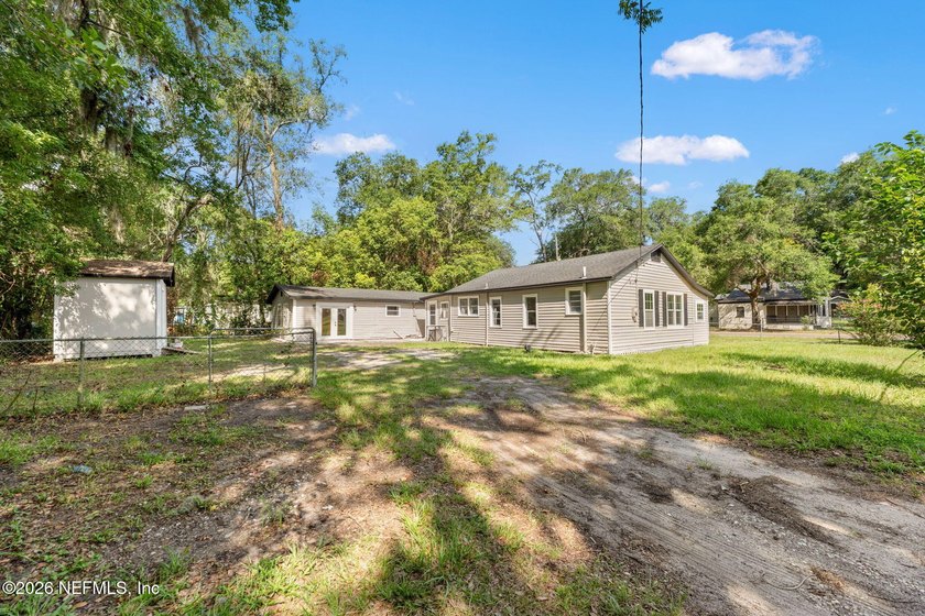 Welcome to this exceptional property offering a rare combination - photo 3