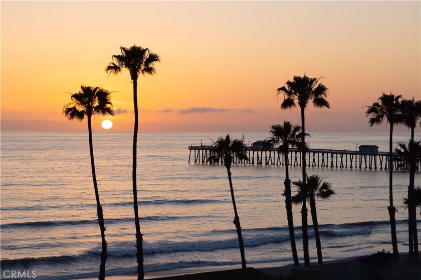 Standing gracefully above the Pacific at San Clemente's iconic - photo 4