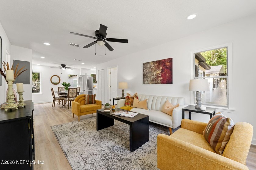 Welcome to this exceptional property offering a rare combination - photo 5