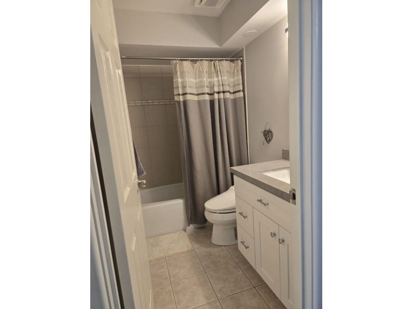 Bright and well-maintained 2-bed, 2-bath condo in the heart of - photo 16