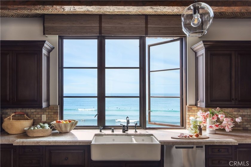 Standing gracefully above the Pacific at San Clemente's iconic - photo 8