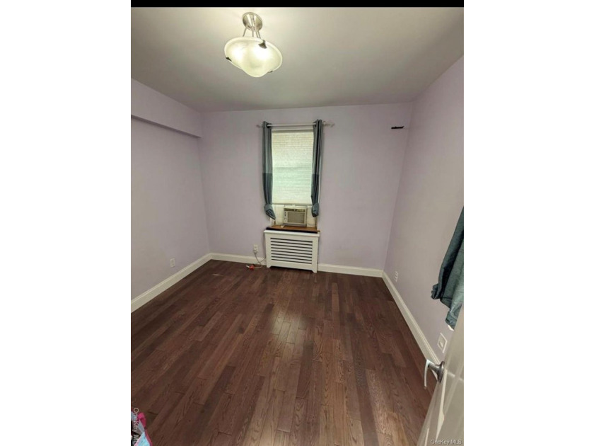 Beautiful well maintained unit in desirable Forest Hills - photo 5