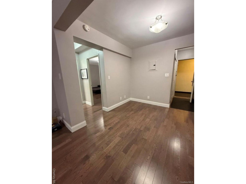 Beautiful well maintained unit in desirable Forest Hills - photo 10