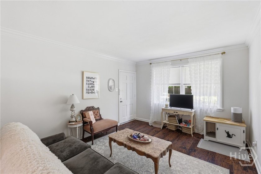 Located on Savannah's highly desirable Bull Street corridor in - photo 5