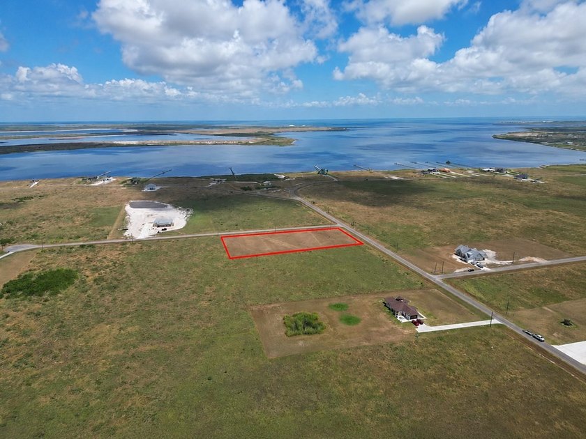 Check out 2 Acres in the Desirable Sunset Bay Neighborhood just - photo 2