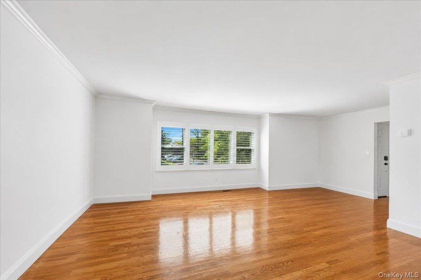 Beautifully maintained home offering the perfect blend of - photo 18