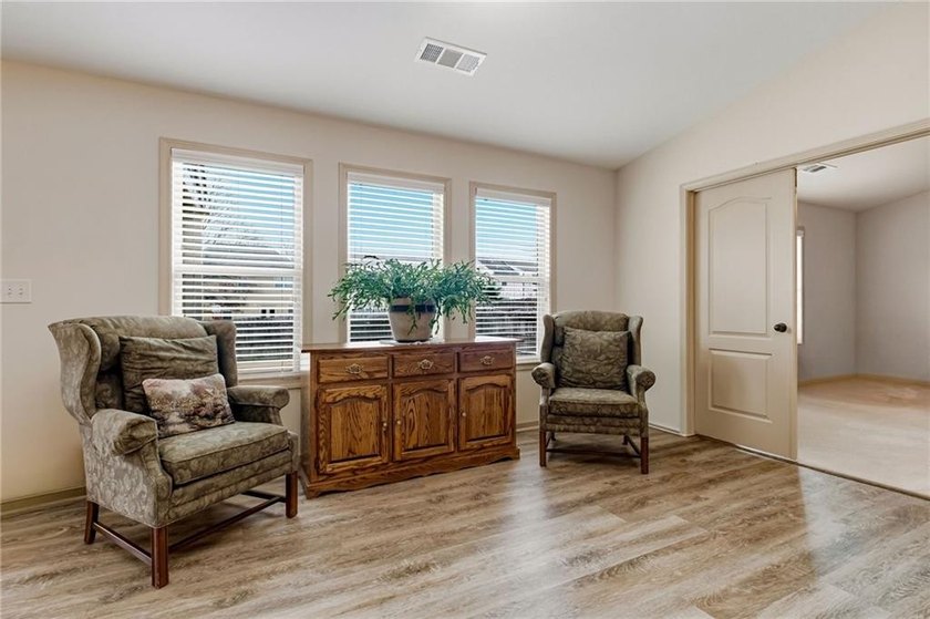 Welcome to 5570 Glenn Ivey Drive, located in the sought-after - photo 30