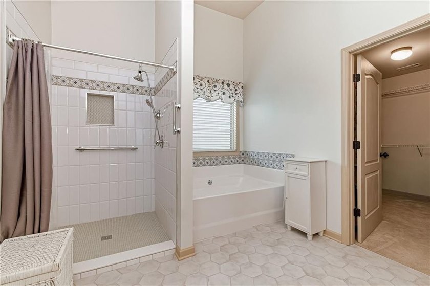 Welcome to 5570 Glenn Ivey Drive, located in the sought-after - photo 34