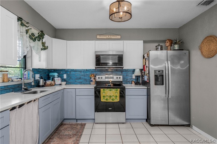 Welcome to 5160 S Running Brook Drive in the desirable - photo 10