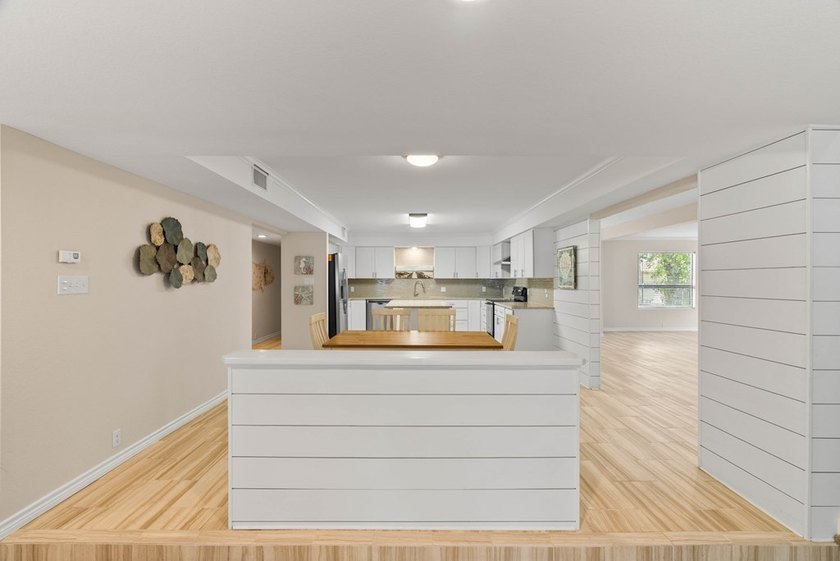 2321 Harbor Drive has been beautifully updated and thoughtfully - photo 9