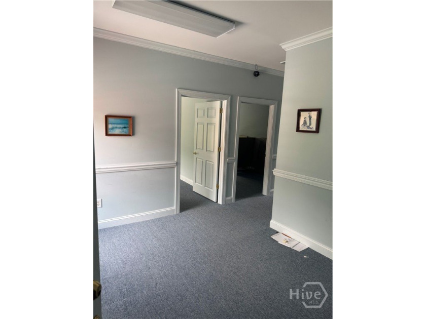 785 King George Blvd - photo 4
