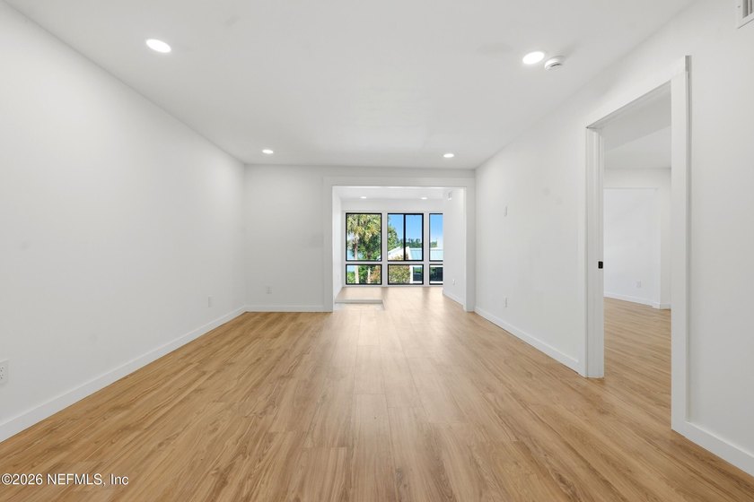 Why rent when you can own? Beautifully renovated lakefront condo - photo 14