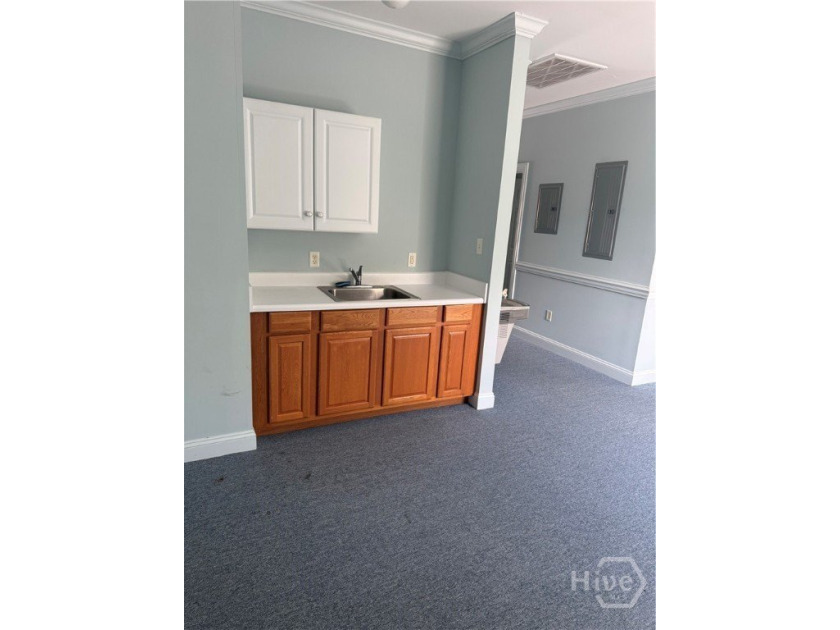 785 King George Blvd - photo 10