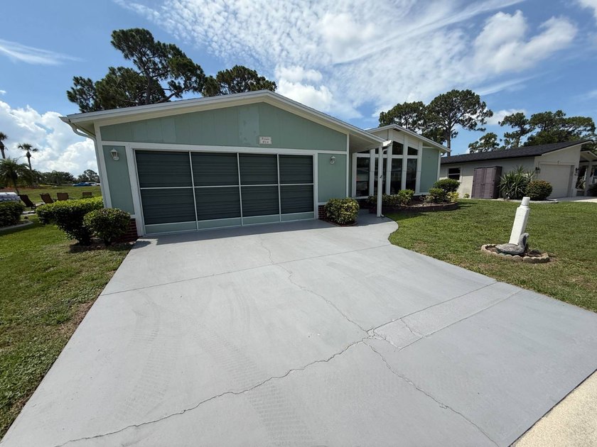 This well cared for 2-bedroom, 2-bathroom home is being sold - photo 2