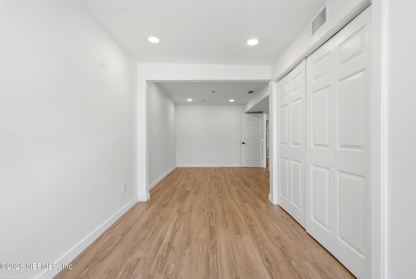 Why rent when you can own? Beautifully renovated lakefront condo - photo 23