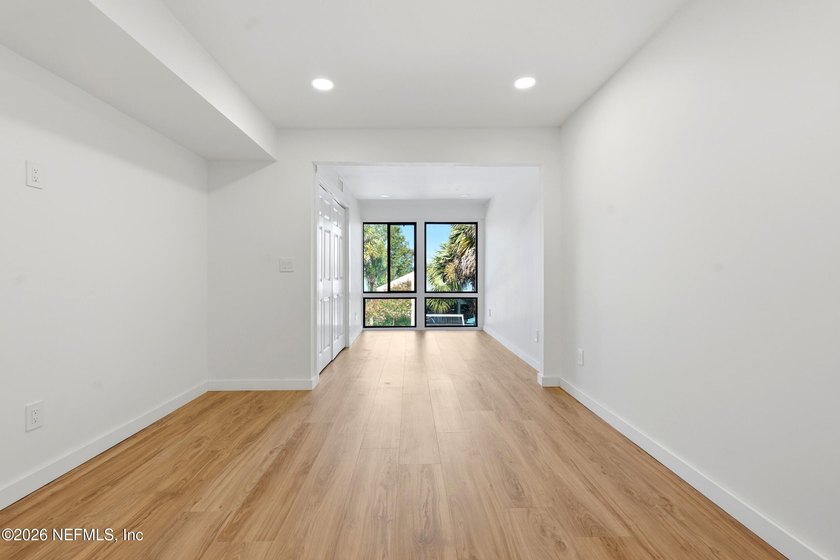 Why rent when you can own? Beautifully renovated lakefront condo - photo 24