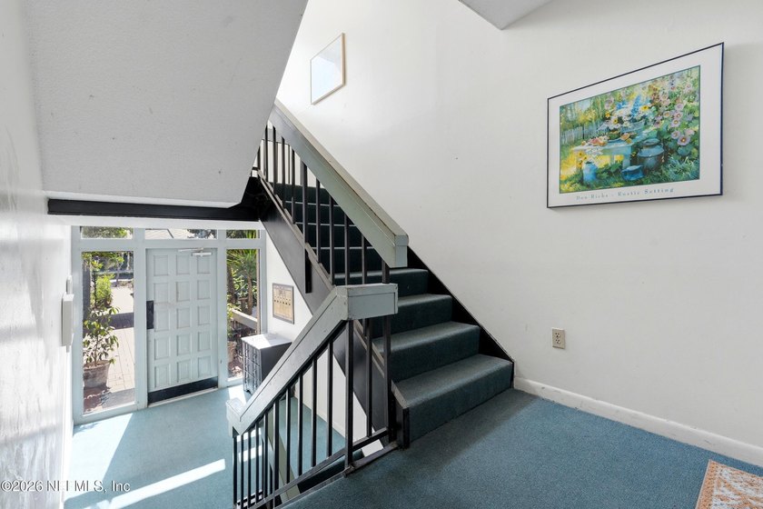 Why rent when you can own? Beautifully renovated lakefront condo - photo 32
