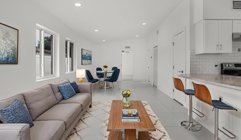 Beautifully Updated East Boca Home - No HOA! Welcome to this - photo 11