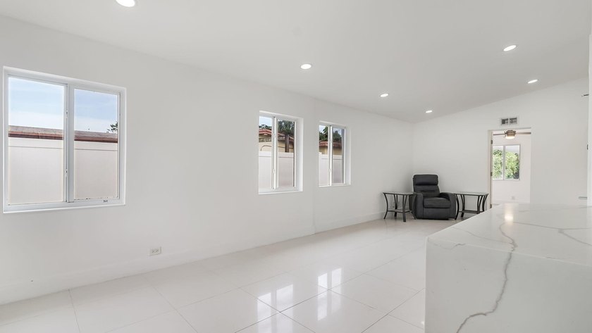 Beautifully Updated East Boca Home - No HOA! Welcome to this - photo 12