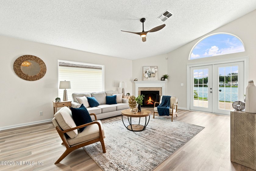 RARE LAKEFRONT OPPORTUNITY! Wake up to breathtaking water views - photo 4